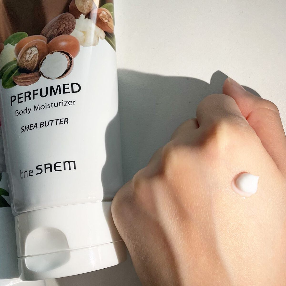 the SAEM パフュームド　ボディーモイスチャライザー　ウォームコットンのクチコミ「🥥【 THE SAEM 】PERFUMED  Body Moisturerizer 🥥

━━.....」（2枚目）