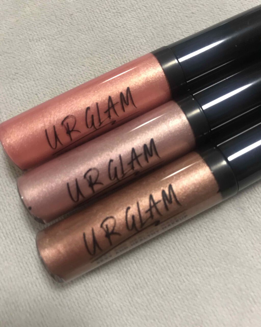 shiny_perfume_gne on LIPS 「URGLAMリキッドアイシャドウまぶたに、点置きして、指でぼか..」(1枚目)