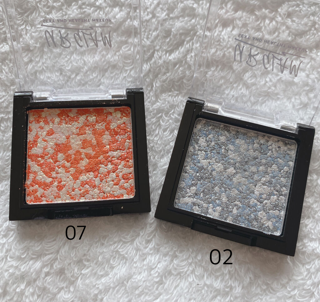 UR GLAM　MARBLE EYESHADOW 02/U R GLAM/単色アイシャドウを使ったクチコミ（2枚目）