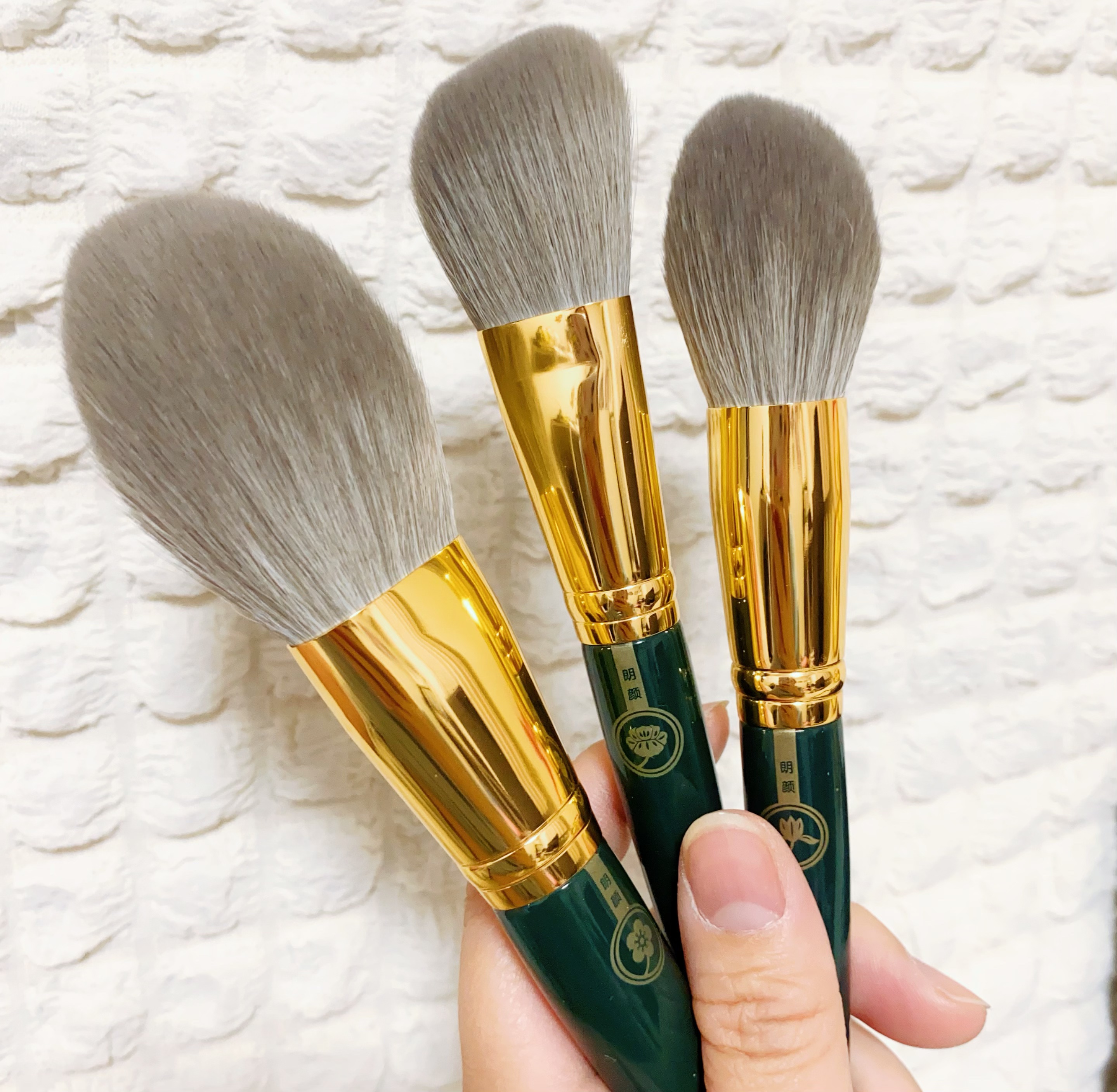 ROWNYEON 緑姫シリーズ メイクブラシ１３本セット 化粧ポーチ付き/Rownyeon/メイクブラシを使ったクチコミ（3枚目）