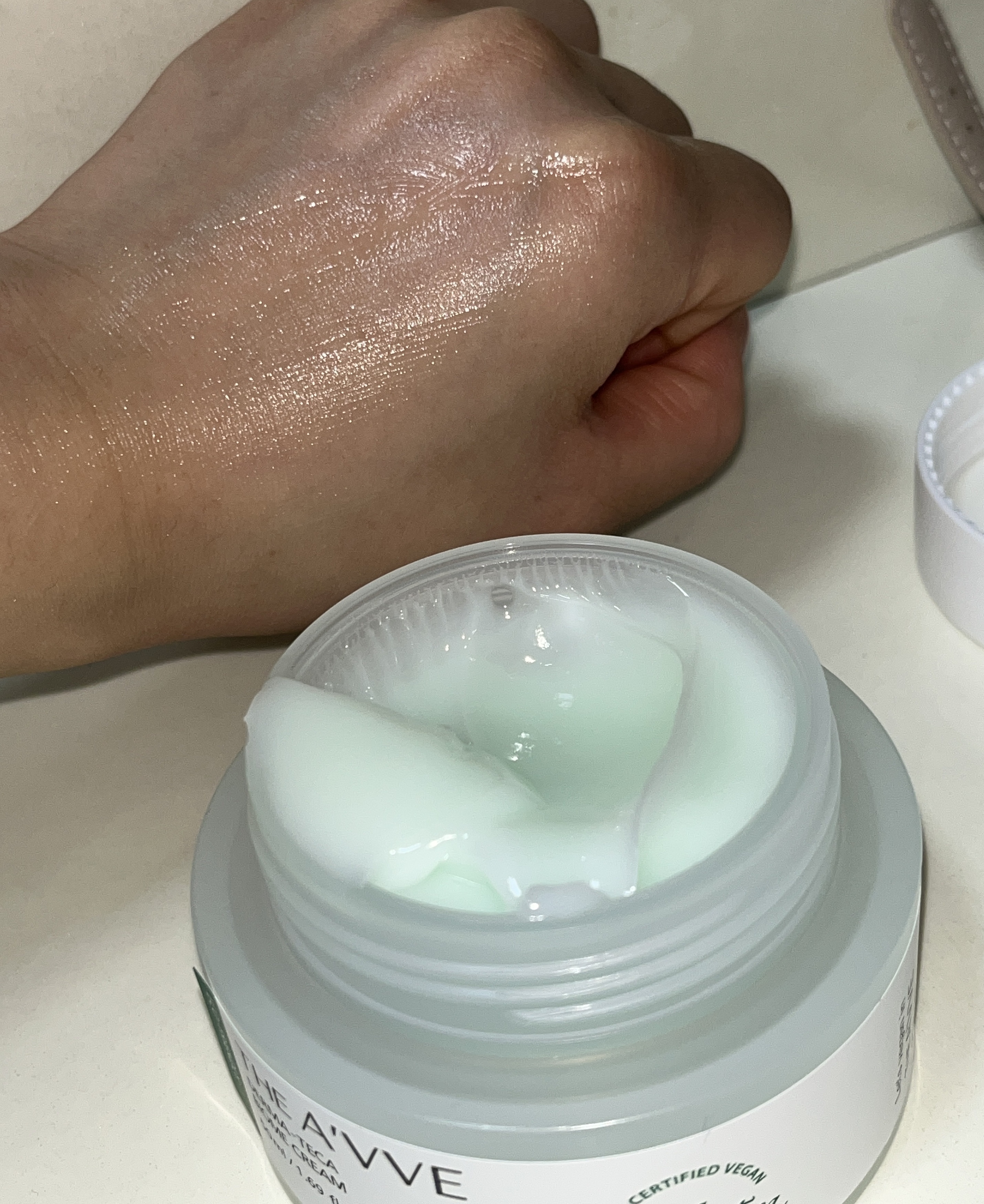 ダーマテカバイオームクリーム/THE A'VVE/フェイスクリームを使ったクチコミ（3枚目）