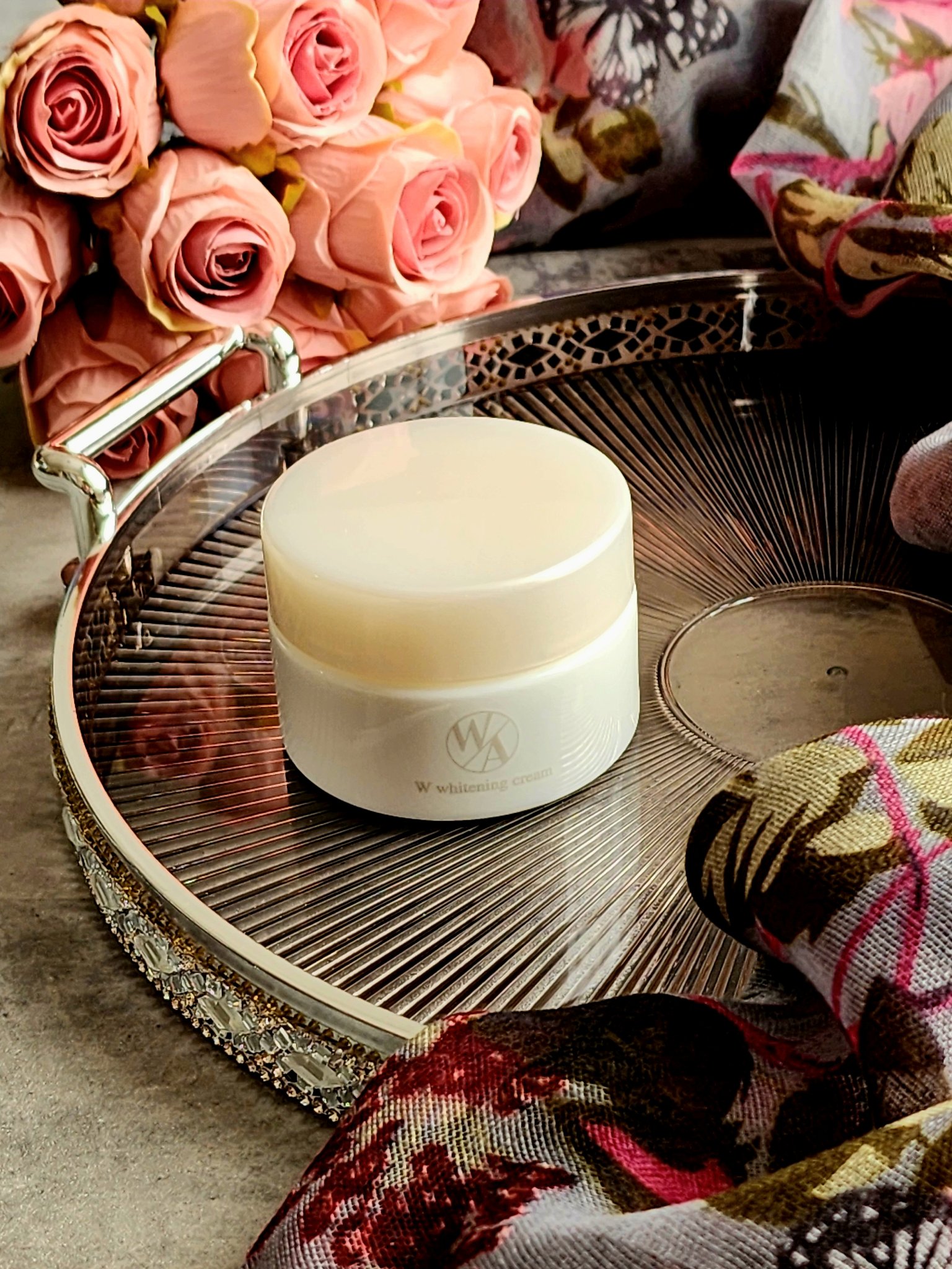 ホワイトアンサーWホワイトニングクリーム/ジェルニック/フェイスクリームを使ったクチコミ（1枚目）