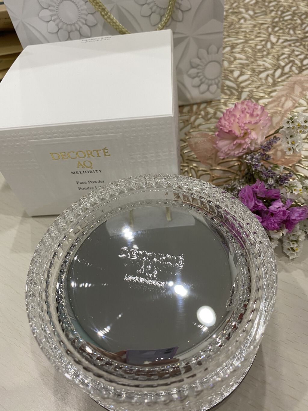 AQ ミリオリティ フェイスパウダー n 本体/DECORTÉ/ルースパウダーを使ったクチコミ（3枚目）