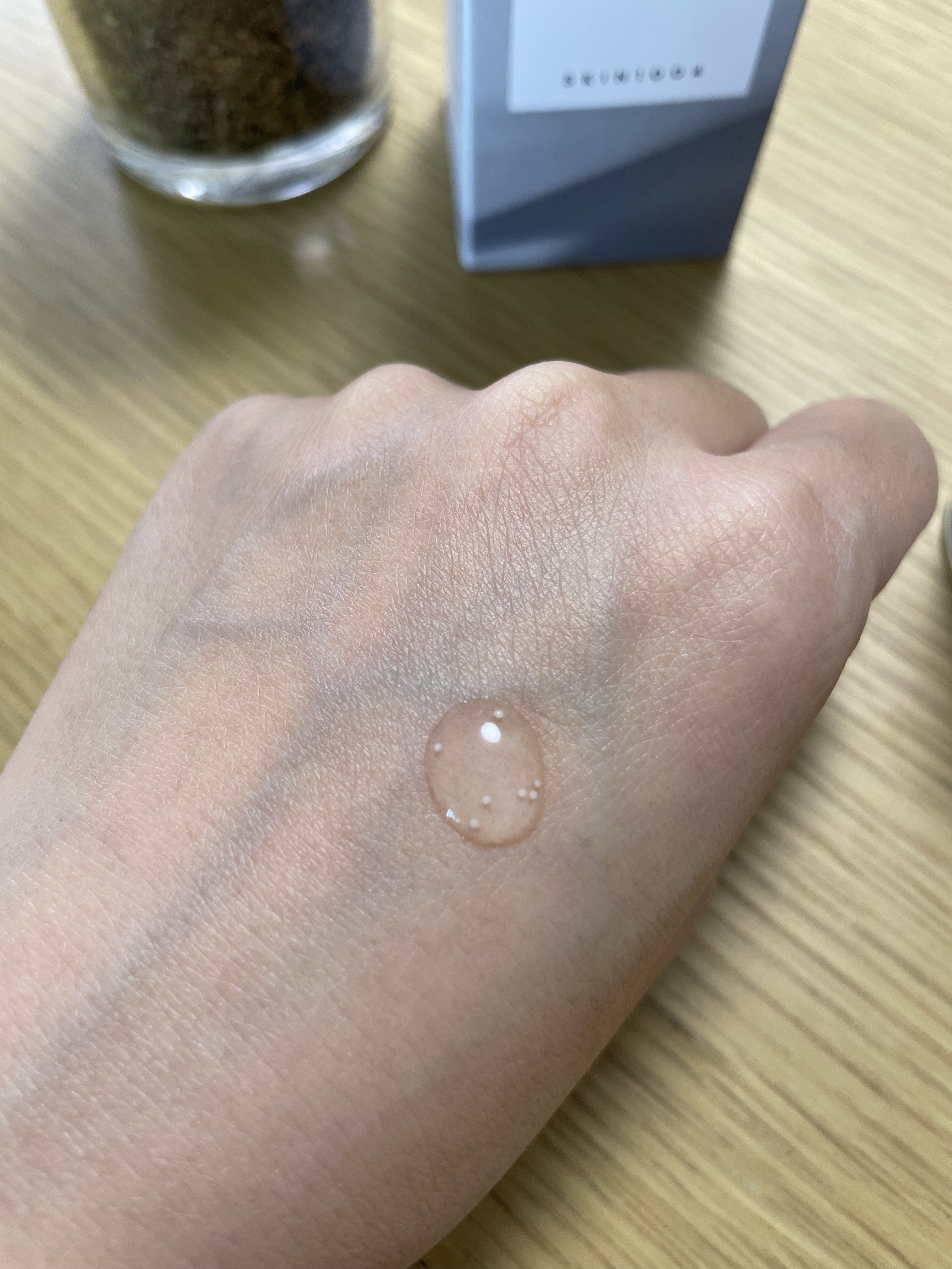 トーンブライトニング カプセルアンプル/SKIN1004/美容液を使ったクチコミ（2枚目）