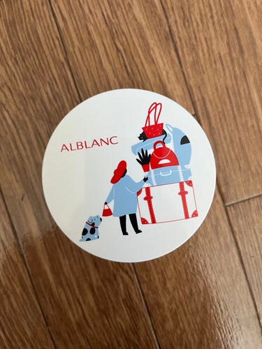 ALBLANC 潤白美肌ルースパウダーのクチコミ「限定デザインを購入！サイズ感がちょうどよくパケも可愛いです。

★良いところ
プチプラとは粒子.....」（2枚目）