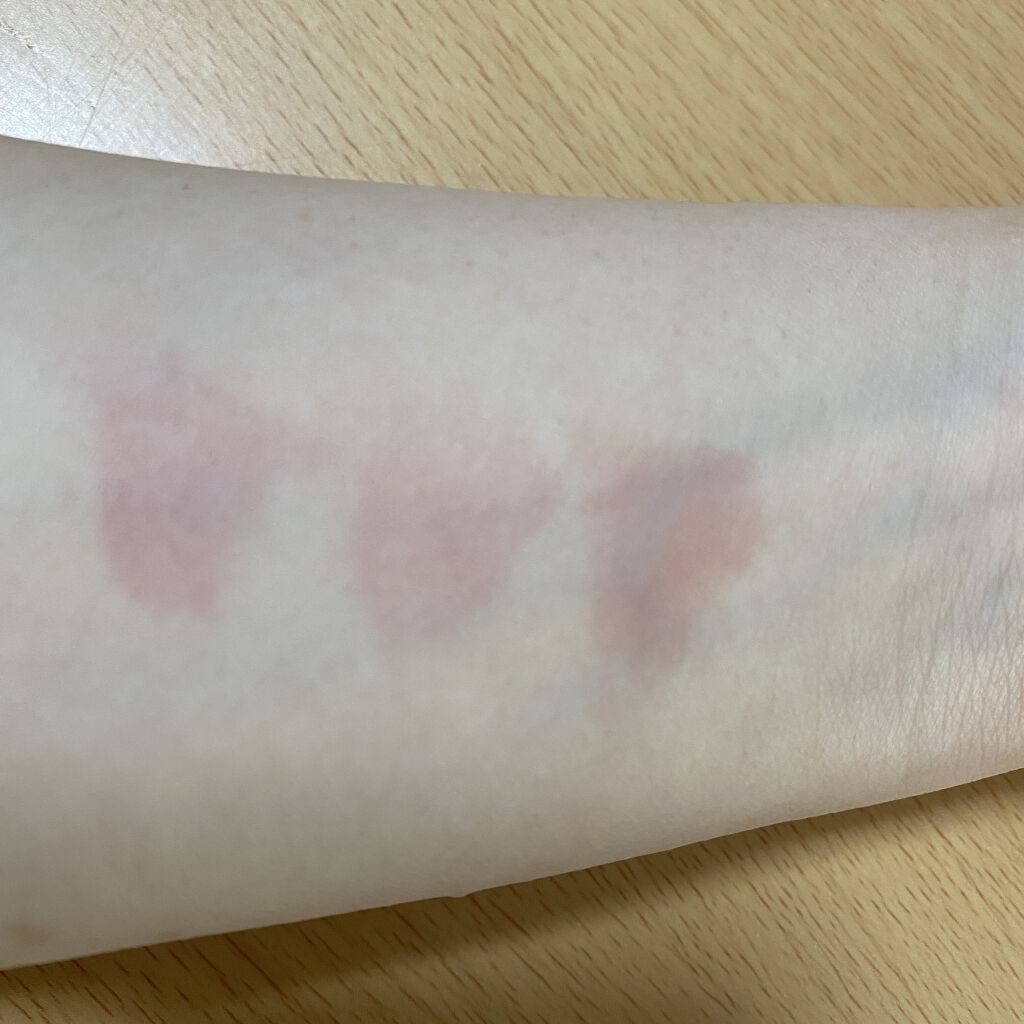 ジューシーラスティングティント/rom&nd/リップティントを使ったクチコミ（3枚目）