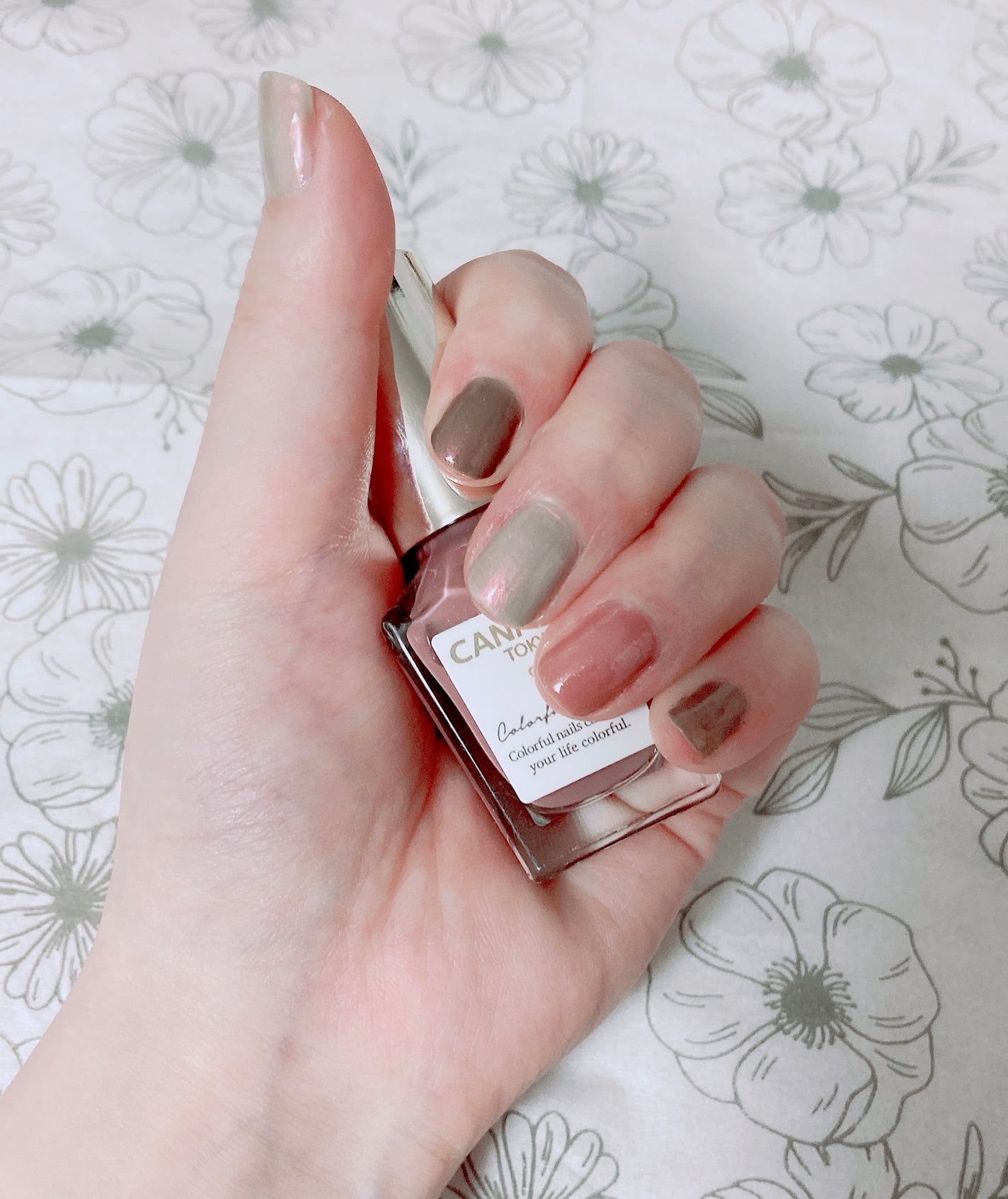 カラフルネイルズ/キャンメイク/マニキュアを使ったクチコミ(1枚目)