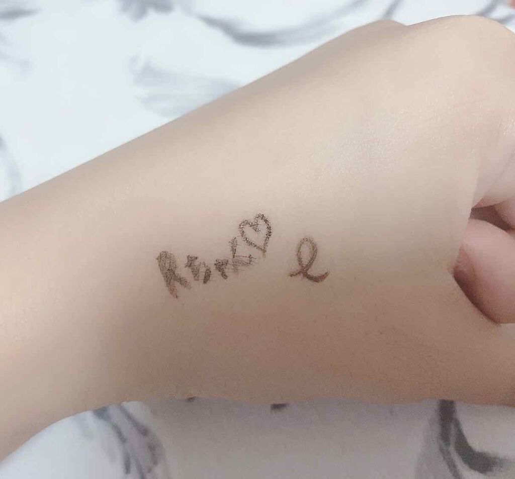 EYE OPENING LINER/UZU BY FLOWFUSHI/リキッドアイライナーを使ったクチコミ（2枚目）