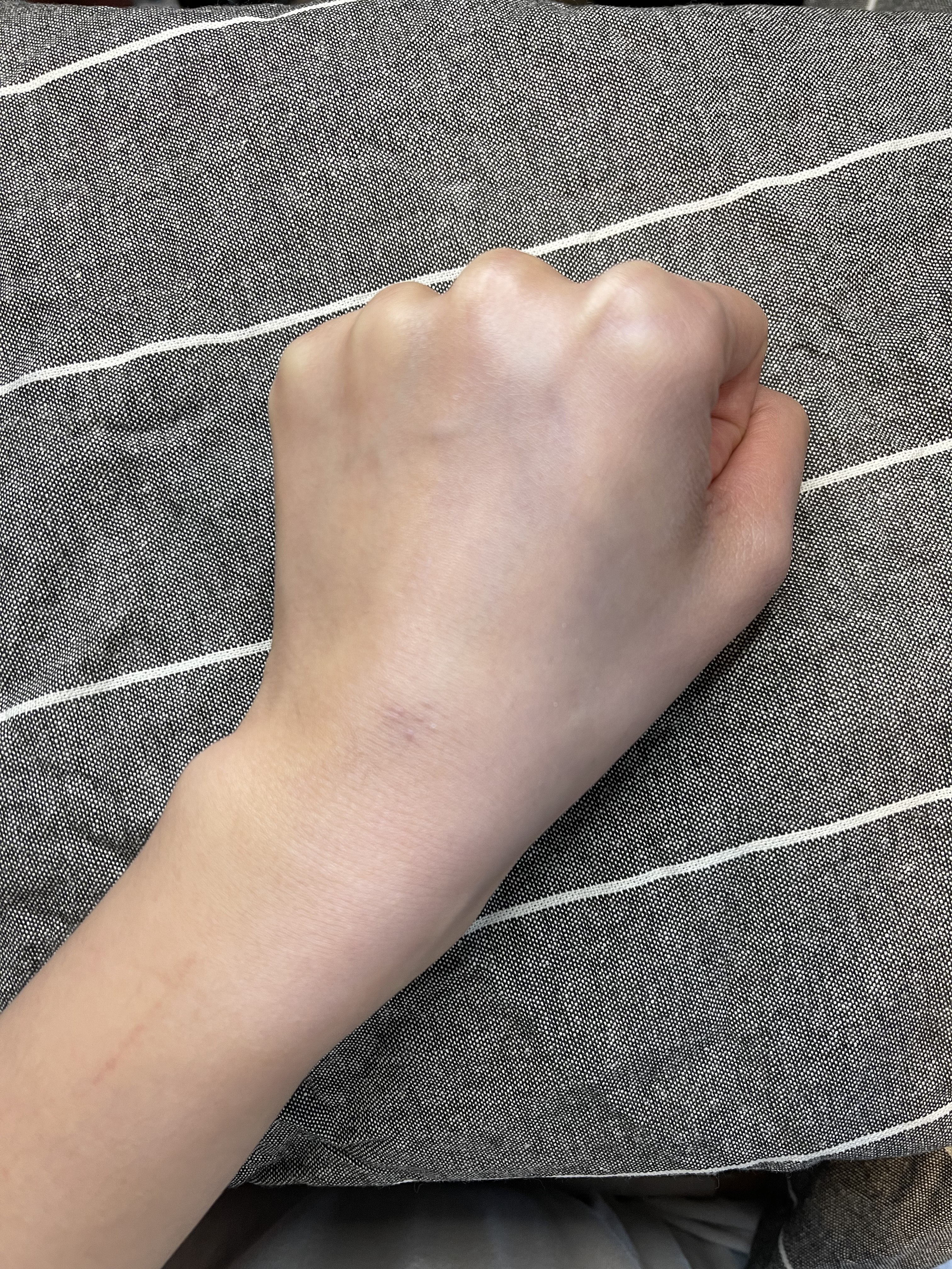 フィルタリングクリーム/DEWYCEL/日焼け止めクリームを使ったクチコミ（2枚目）