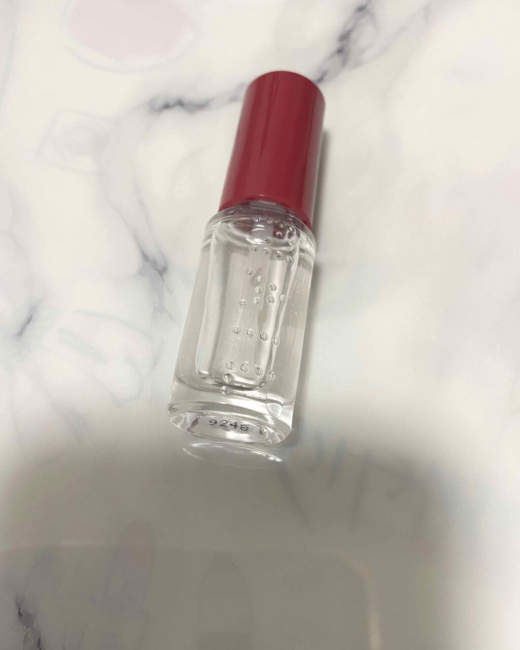  #ガチレビュー 
初ネイルデビューの方におすすめ！インテグレートの便利なトップコートをレビュー。

初めてネイルをすることになり、まずはベースコートランキングで上位だったインテグレートさんのものを買ってみました。
これで385円は本当に神