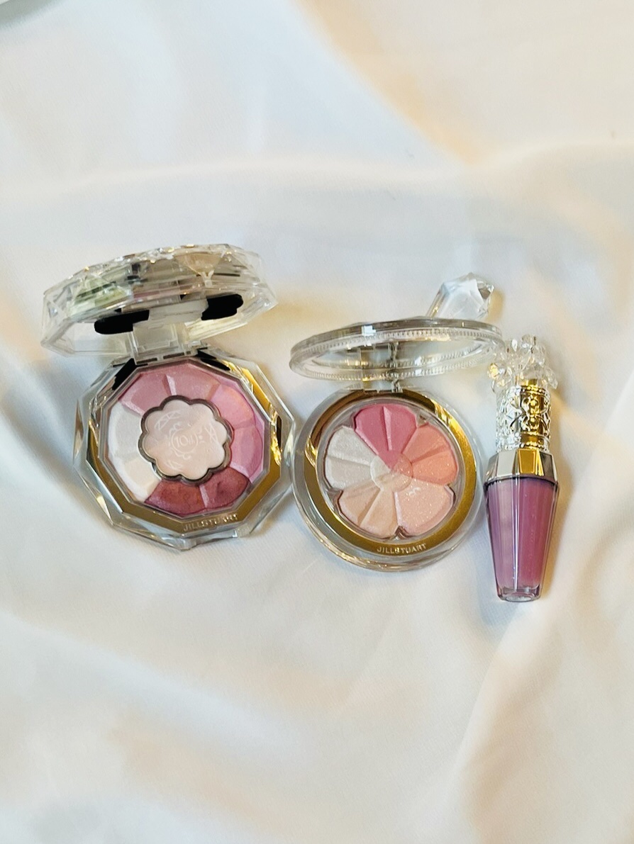 ジルスチュアート　クリスタルブルーム　リップブーケ セラム 12 lupine sparkle/JILL STUART/リッププランパーを使ったクチコミ（1枚目）