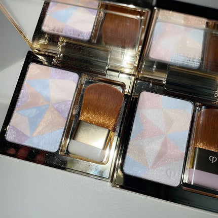 クレ・ド・ポー ボーテ レオスールデクラ/クレ・ド・ポー ボーテ/パウダーハイライトを使ったクチコミ(4枚目)