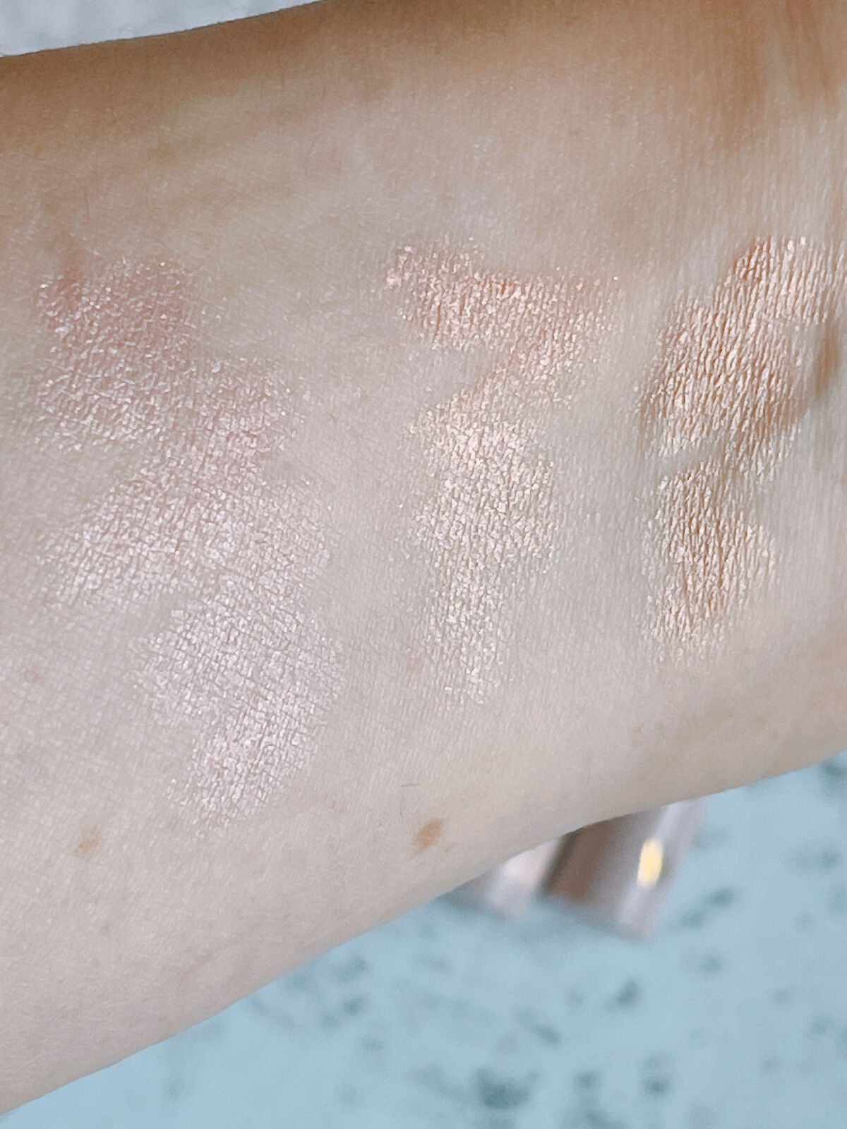 ウォンジョンヨ メタルシャワーペンシル/Wonjungyo/スティックアイシャドウを使ったクチコミ(4枚目)