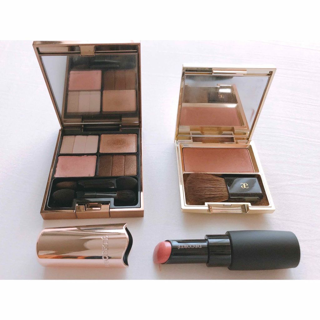 エモーショナル フェイス/Elégance/パウダーチークを使ったクチコミ（1枚目）