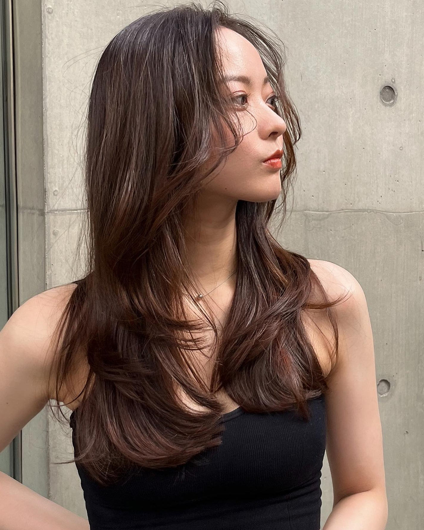 HARUNA on LIPS 「.風になびく素敵なレイヤーたっぷりカット✨✨✨✨..#レイヤー..」(3枚目)