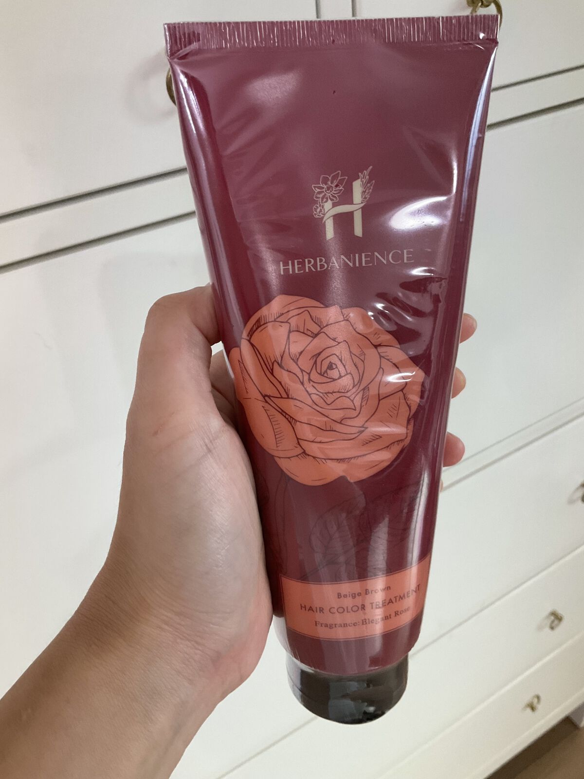 ハーバニエンス　ヘアカラートリートメント ヘアカラートリートメント（ベージュブラウン）/HERBANIENCE/ヘアカラーを使ったクチコミ（2枚目）