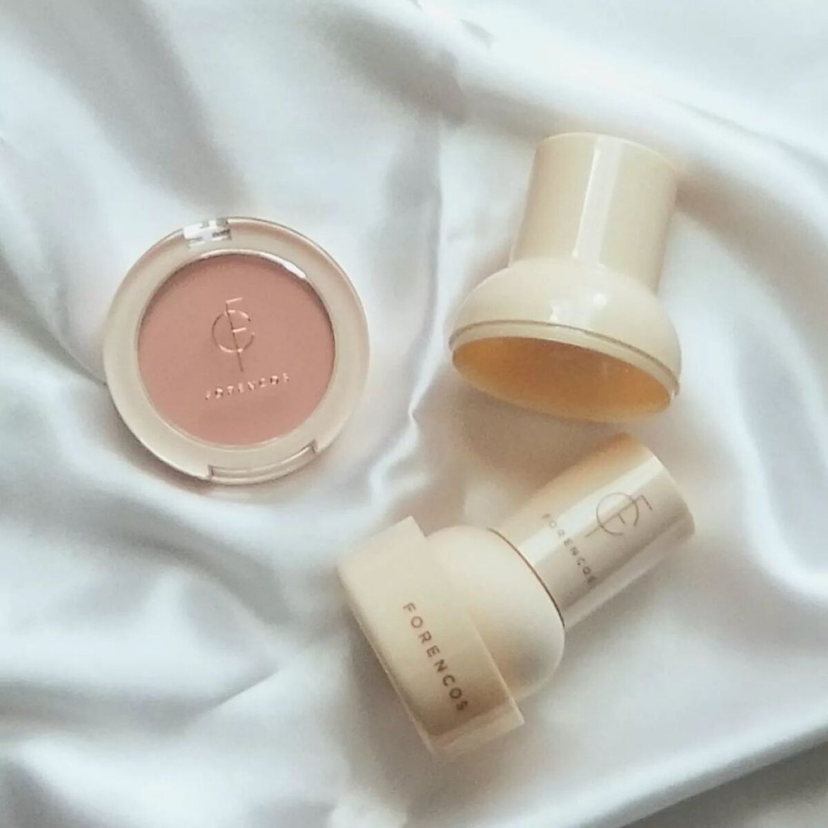 ベアブラッシャー パフ付き/フォレンコス/パウダーチークを使ったクチコミ（1枚目）