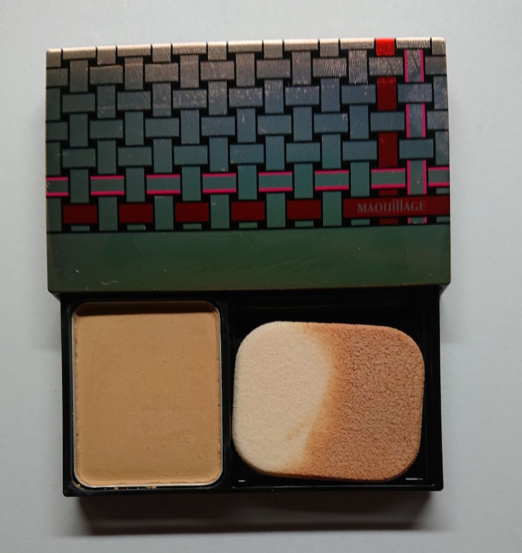 ドラマティックパウダリー UV ミニパクト オークル00/マキアージュ/パウダーファンデーションを使ったクチコミ（2枚目）