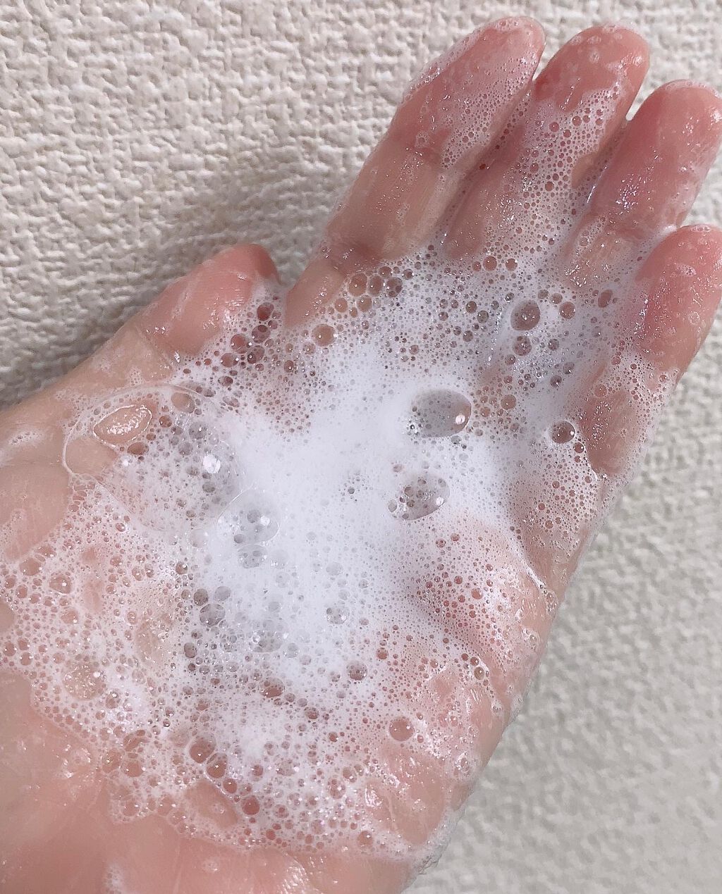 カームナイトリペアシャンプー／トリートメント/YOLU/市販シャンプーを使ったクチコミ（3枚目）