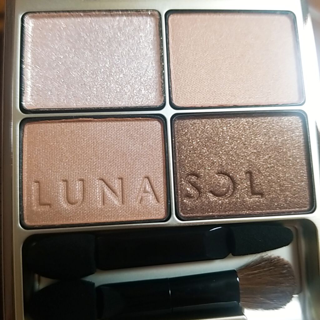 スキンモデリングアイズ/LUNASOL/アイシャドウパレットを使ったクチコミ（3枚目）