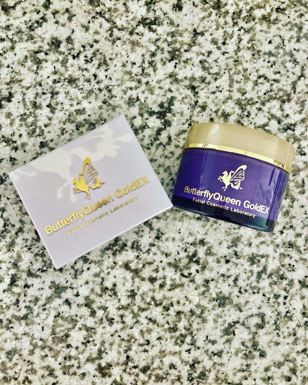 バタフライクイーン ゴールドエクストラ/フェイシャルコスメティック研究所/オールインワン化粧品を使ったクチコミ（1枚目）
