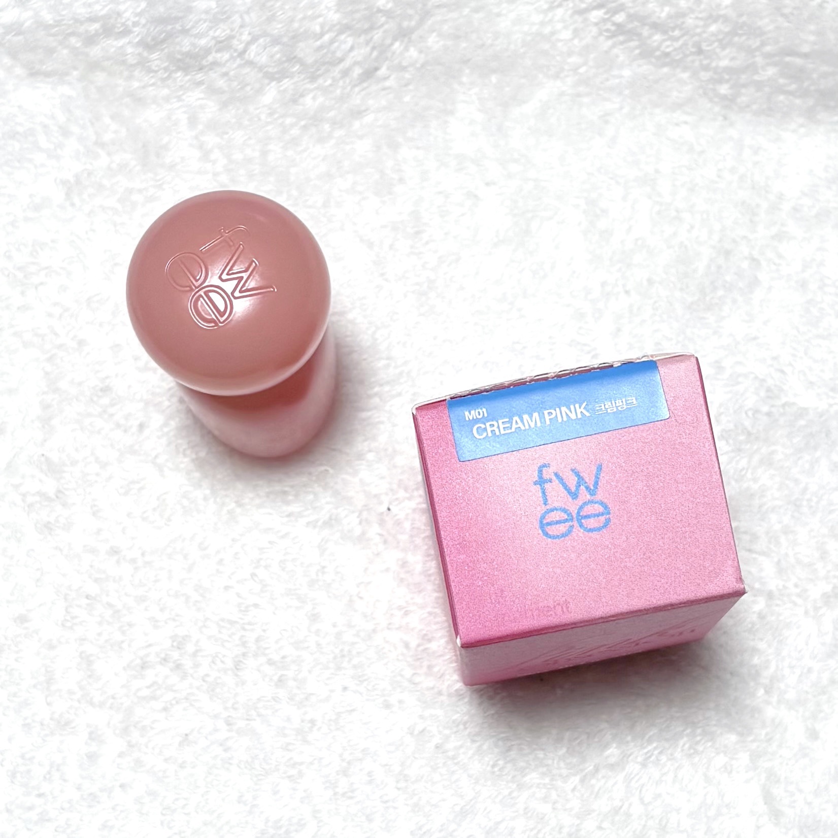 フィー ピンクオブセッションステイフィットティント M01 クリームピンク/fwee/リップティントを使ったクチコミ（3枚目）