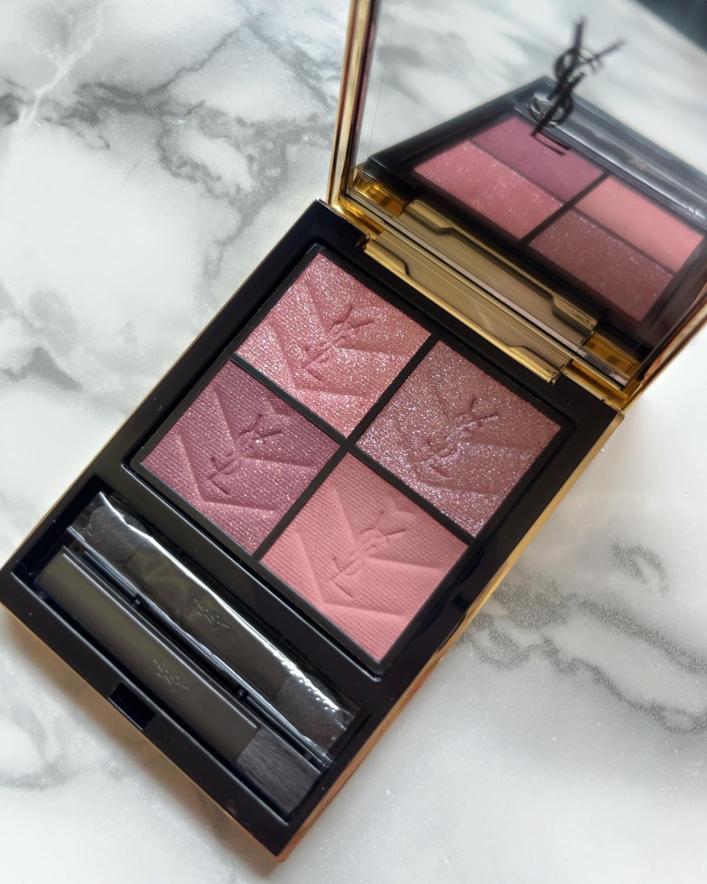 クチュール ミニ クラッチ/YVES SAINT LAURENT BEAUTE/アイシャドウパレットを使ったクチコミ(1枚目)