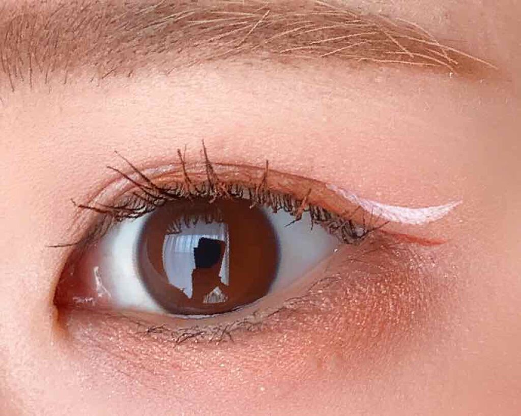 白夜と極夜シリーズシングルアイシャドウ 情書/FlowerKnows/単色アイシャドウを使ったクチコミ（2枚目）