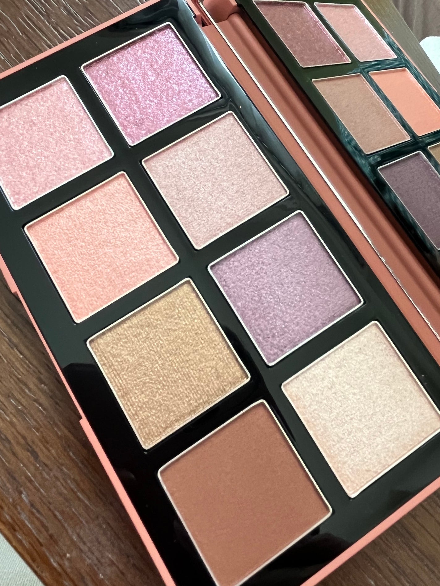 YSLラブシャイン キャンディ グロウ バーム/YVES SAINT LAURENT BEAUTE/口紅を使ったクチコミ(4枚目)