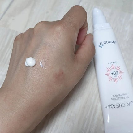 DermaJ サンクリーム+のクチコミ「🇰🇷🇰🇷🇰🇷
全然、日焼け止め感がない つるんとした 付け心地で気に入ってます🥰
ドクターズ.....」(2枚目)