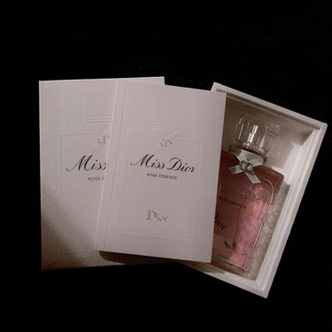 ミス ディオール ローズ エッセンス（オードゥ トワレ）/Dior/香水を使ったクチコミ（1枚目）