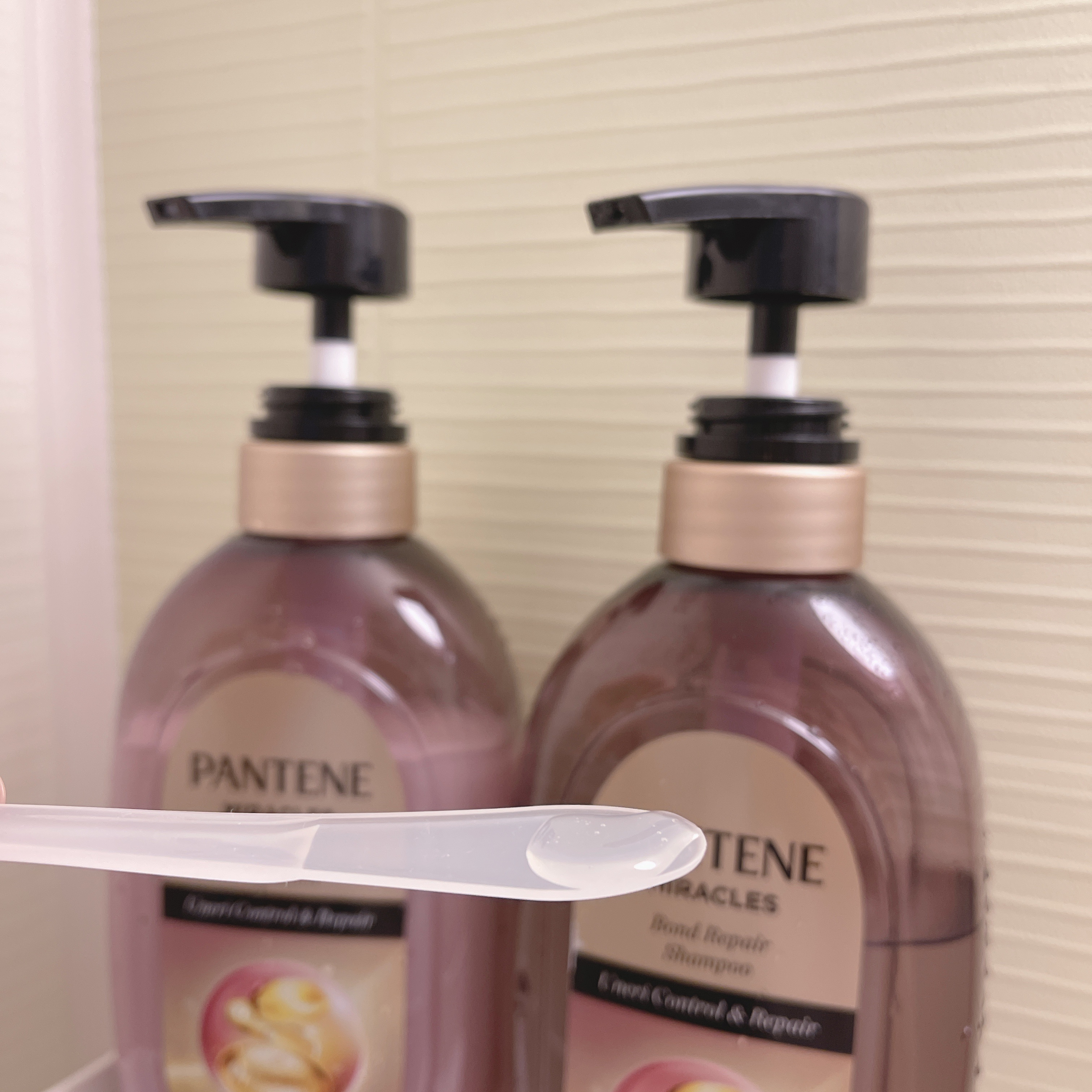 ミラクルズ うねりコントロール&リペア ボンドリペア シャンプー/トリートメント/パンテーン/市販シャンプーを使ったクチコミ（2枚目）