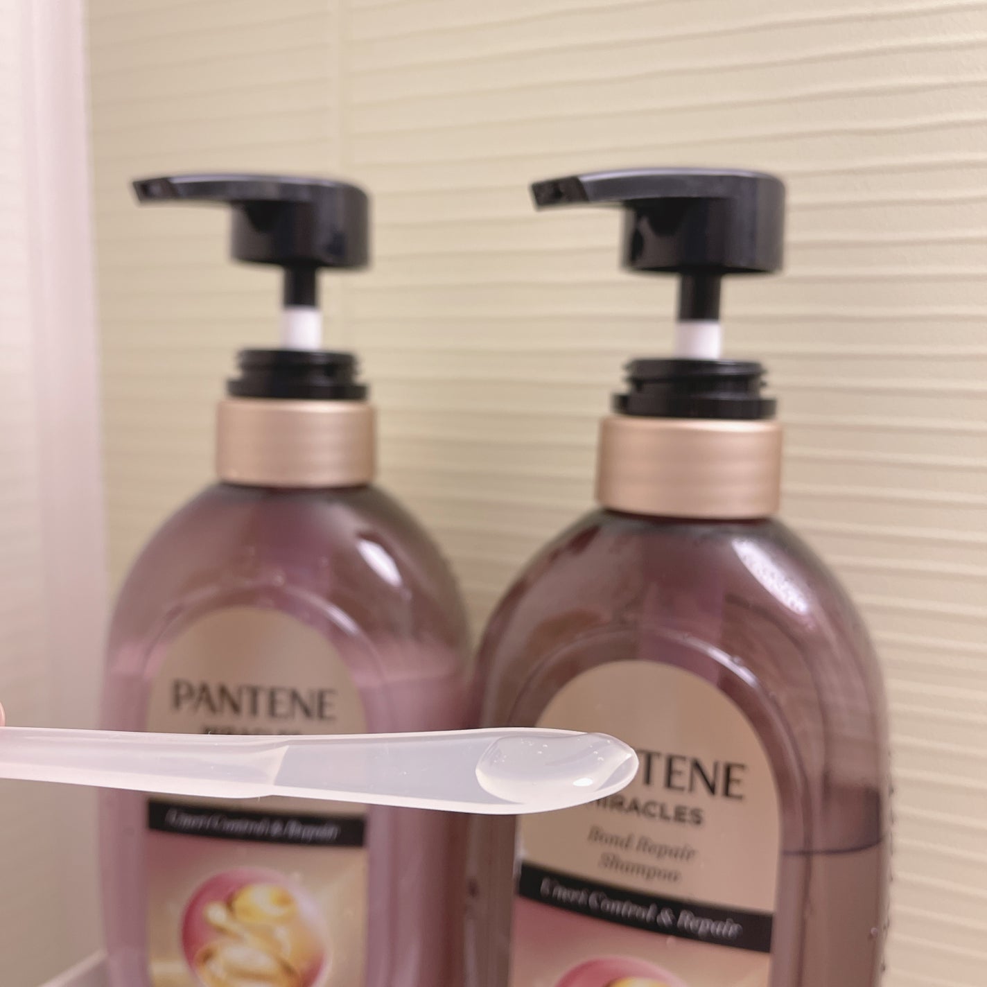 ミラクルズ うねりコントロール&リペア ボンドリペア シャンプー/トリートメント/パンテーン/市販シャンプーを使ったクチコミ(2枚目)