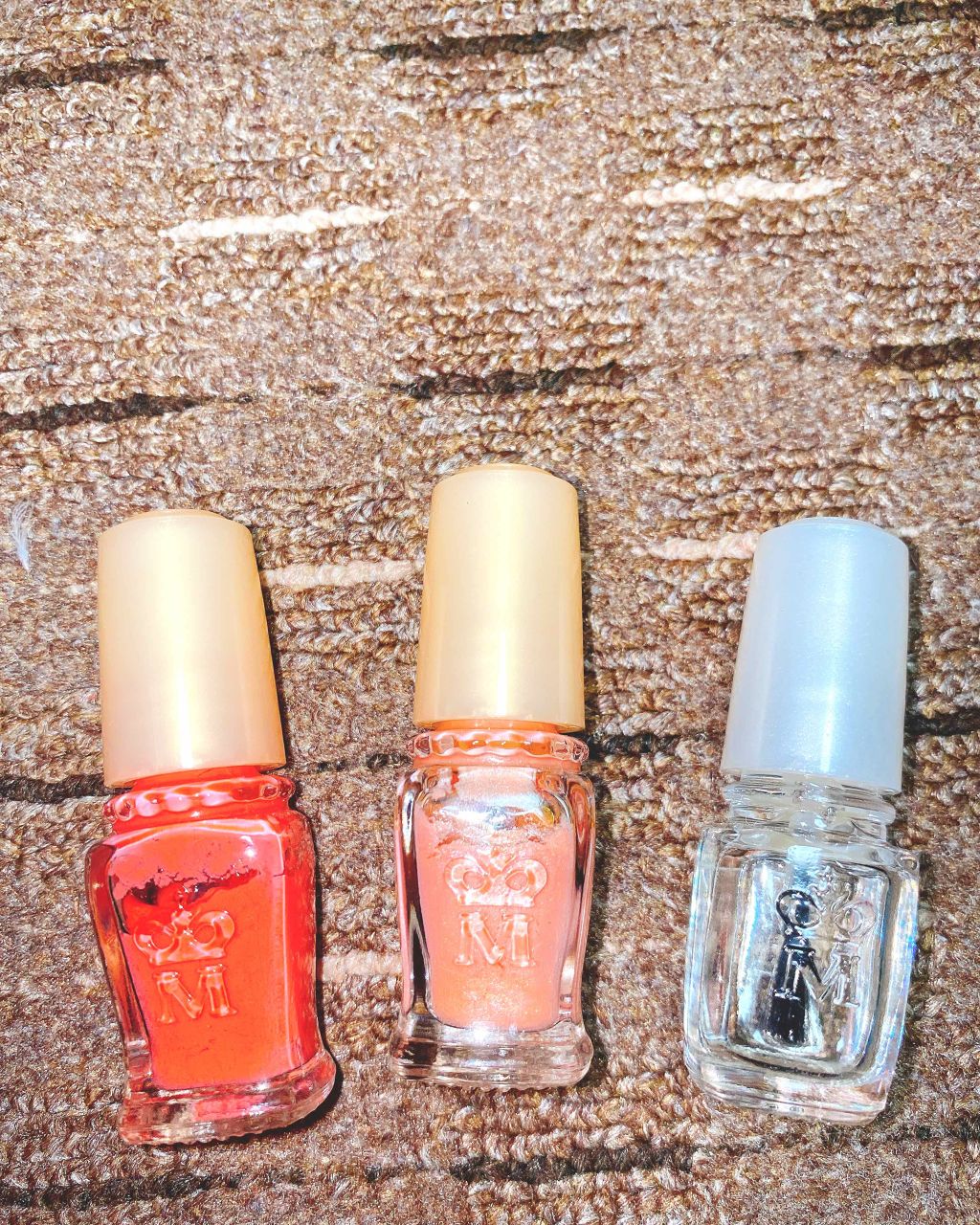 アーティスティックネールズ(スピーディ&グロッシー)/MAJOLICA MAJORCA/マニキュアを使ったクチコミ(1枚目)