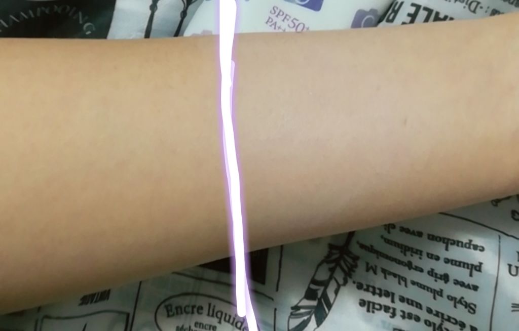 トーンアップUV エッセンス/サンカット®/日焼け止めローションを使ったクチコミ(4枚目)