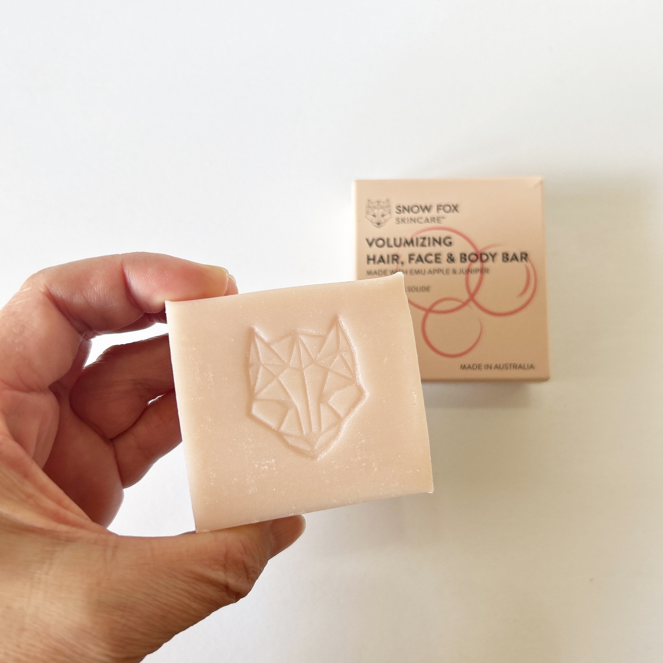 ボリュームアップ オールインワン シャンプー バー/SNOW FOX SKINCARE/サロンシャンプーを使ったクチコミ（2枚目）