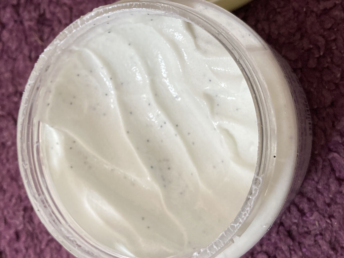 ダヴ ふわとろ　クリーミースクラブ キウイ＆アロエ/ダヴ/ボディスクラブを使ったクチコミ（2枚目）