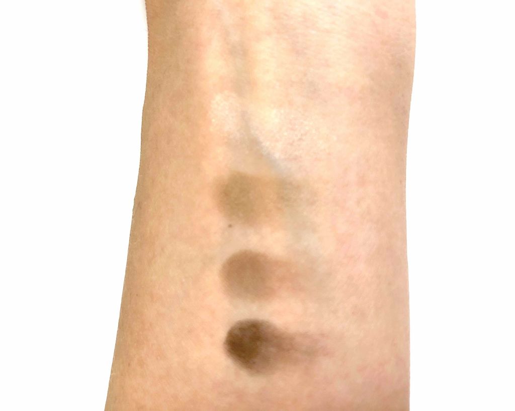 エクラン スルスィル/GUERLAIN/パウダーアイブロウを使ったクチコミ（2枚目）