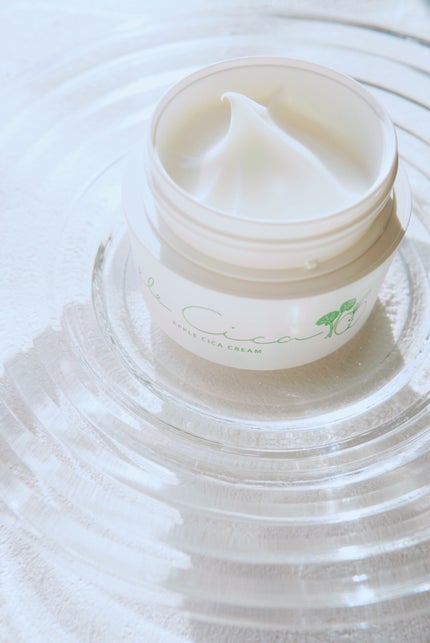 ple cica(プルシカ)/Apple cosme +natural /フェイスクリームを使ったクチコミ(3枚目)