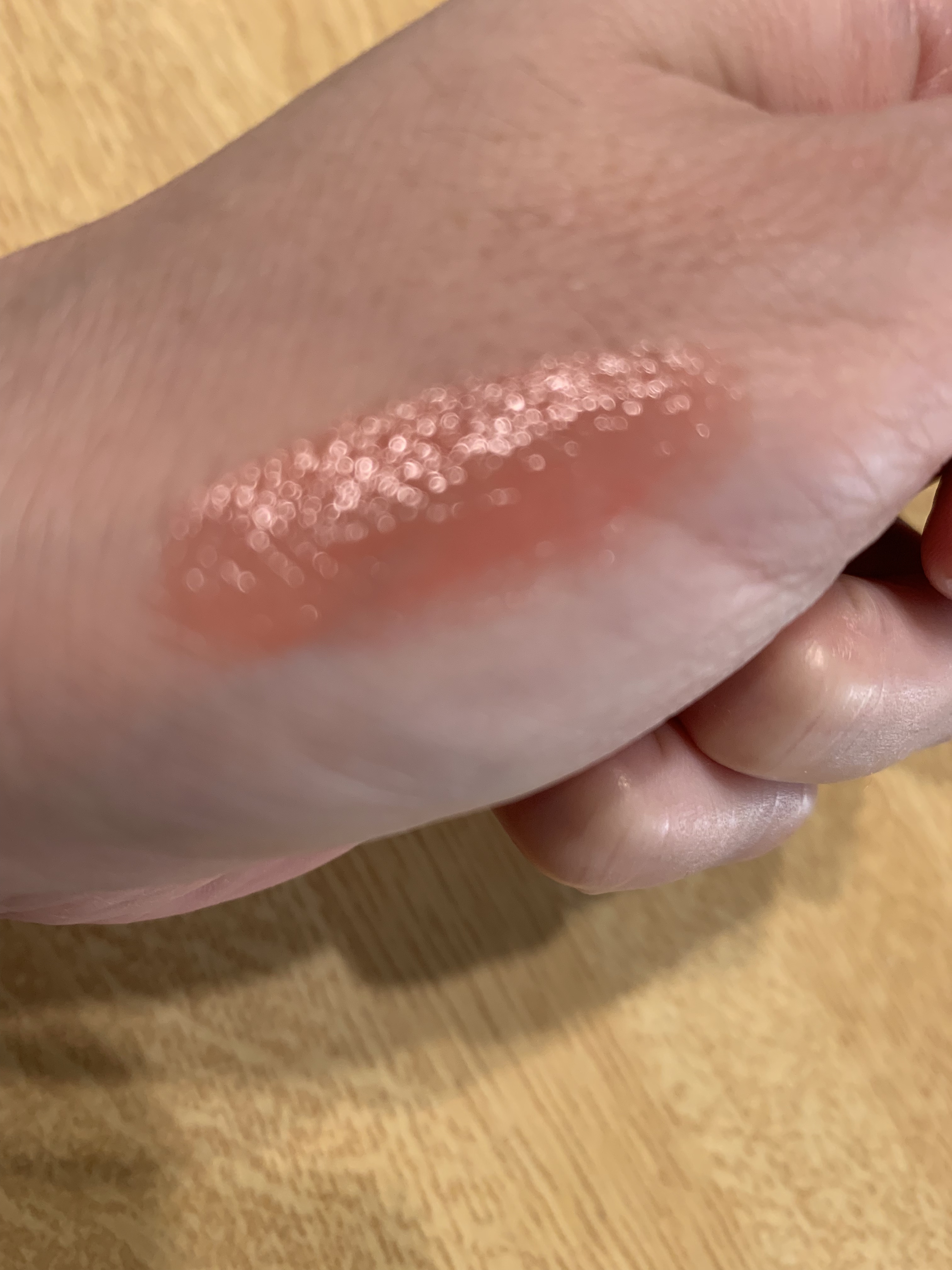 ニベア リッチケア＆カラーリップ コーラルレッド/ニベア/リップクリームを使ったクチコミ（2枚目）