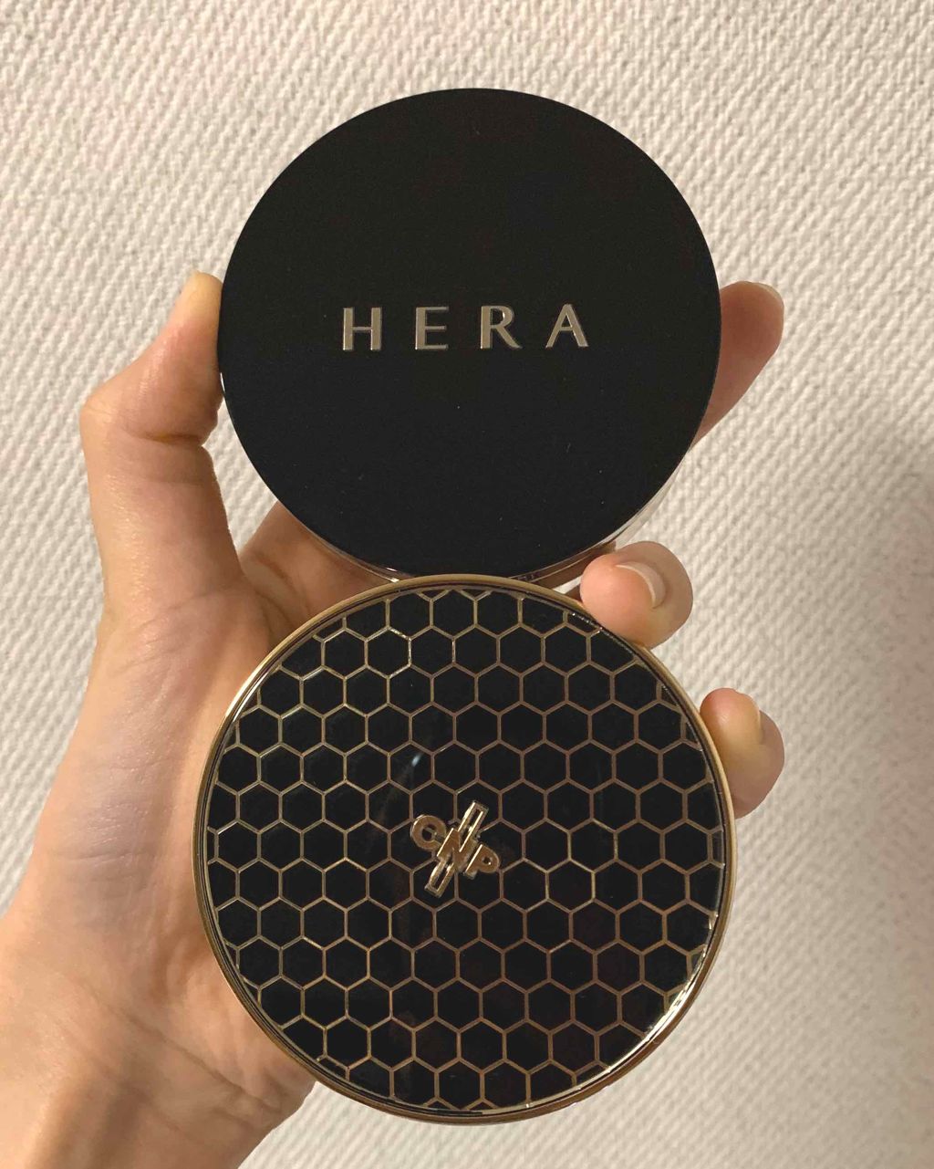 ブラック クッション/HERA/クッションファンデーションを使ったクチコミ(1枚目)