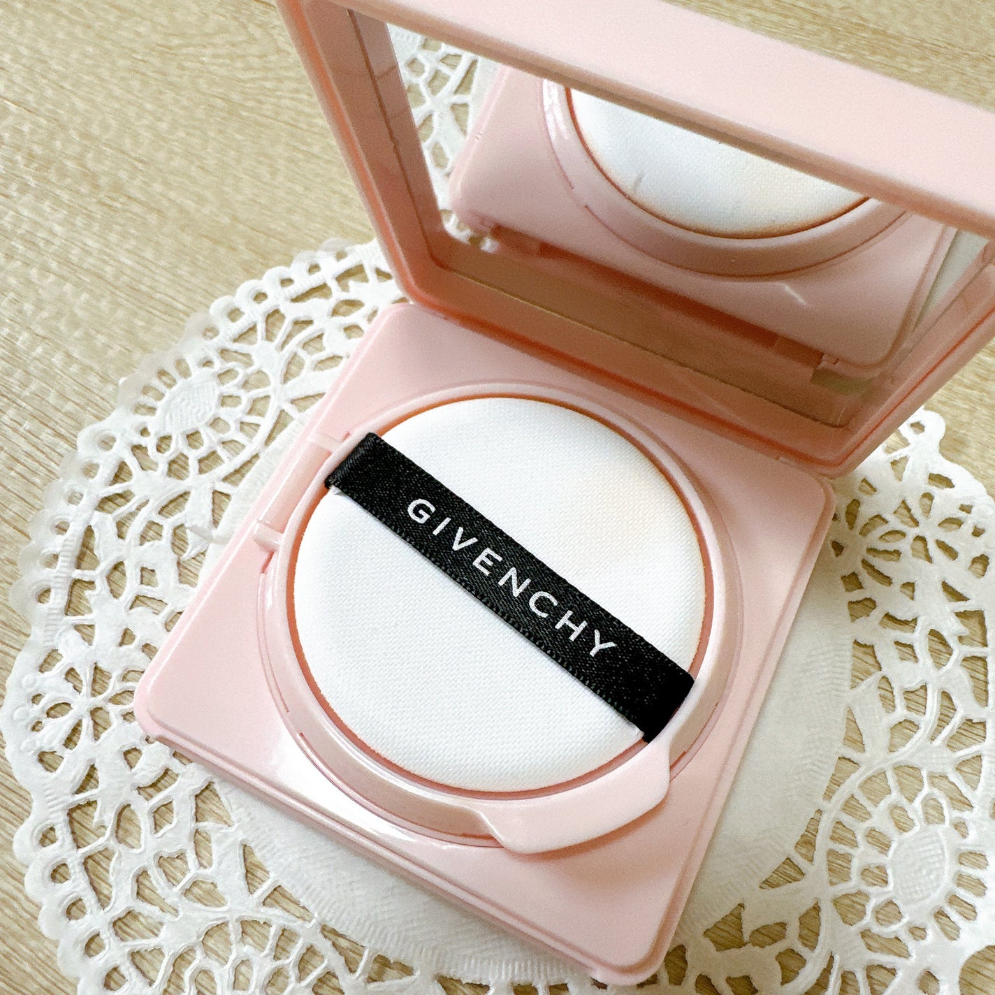 スキン PFCT コンパクト クリーム N/GIVENCHY/化粧下地を使ったクチコミ(4枚目)