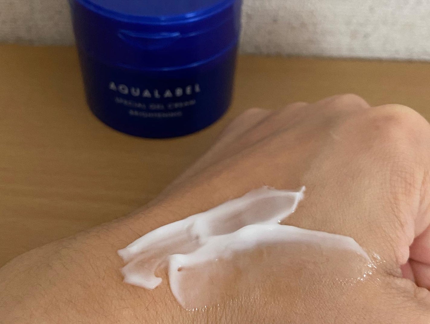 スペシャルジェルクリーム(オイルイン)/アクアレーベル/オールインワン化粧品を使ったクチコミ(7枚目)