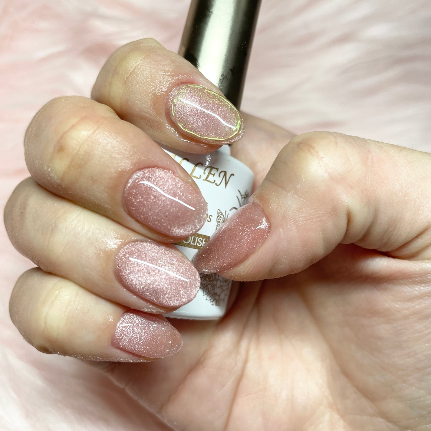 き り ん (°◻︎°) on LIPS 「今月のネイル紹介🧲💕シーインで買える高見えマグネット🧲おすすめ..」(4枚目)