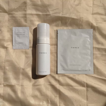 THREE バランシング スパ シートマスクのクチコミ「THREEより、3/26㈮に新発売されたばかりのシートマスクを
お試しさせていただきました♡
.....」(2枚目)