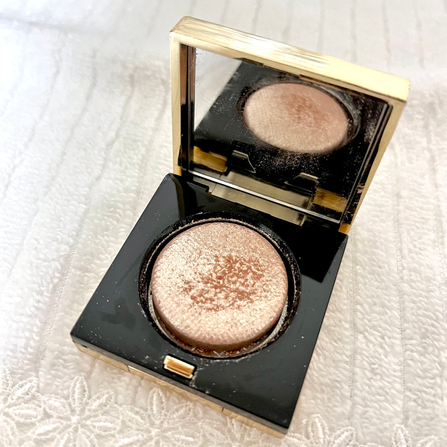 リュクスアイシャドウ/BOBBI BROWN/単色アイシャドウを使ったクチコミ(1枚目)