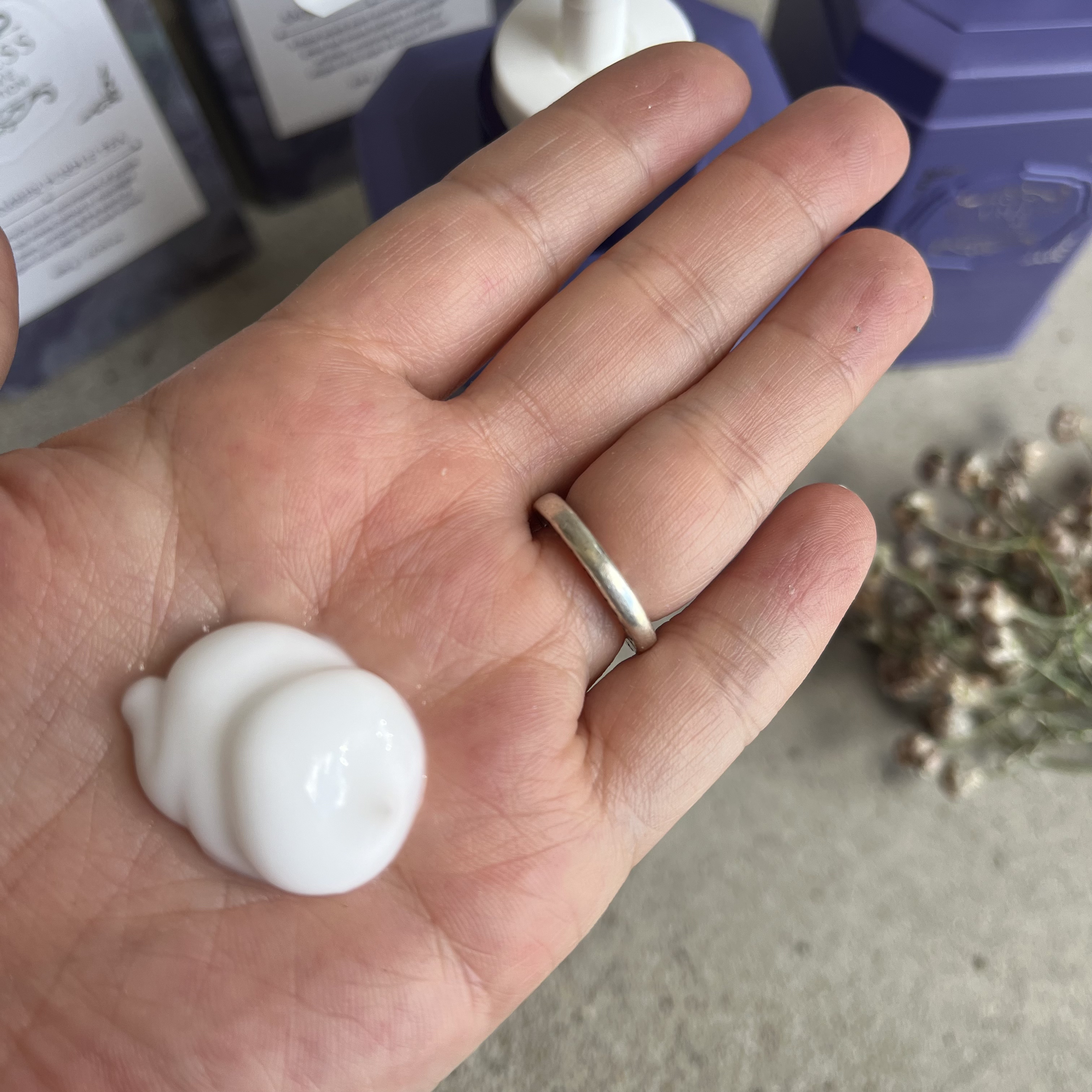 パフュームボディローション セイジアンバーパープルティー/TEABLESS/ボディローションを使ったクチコミ（2枚目）