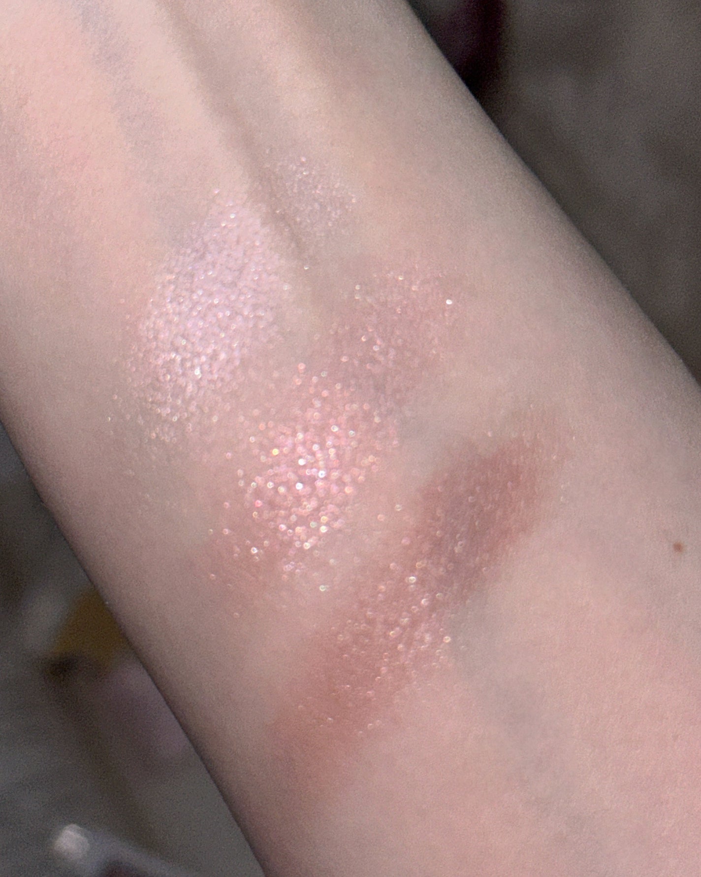 ライティングアップアイシャドウ/CEZANNE/アイシャドウを使ったクチコミ(4枚目)