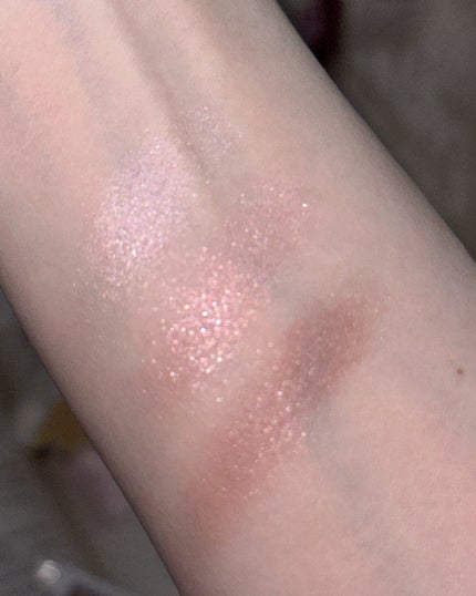 ライティングアップアイシャドウ/CEZANNE/アイシャドウを使ったクチコミ(4枚目)