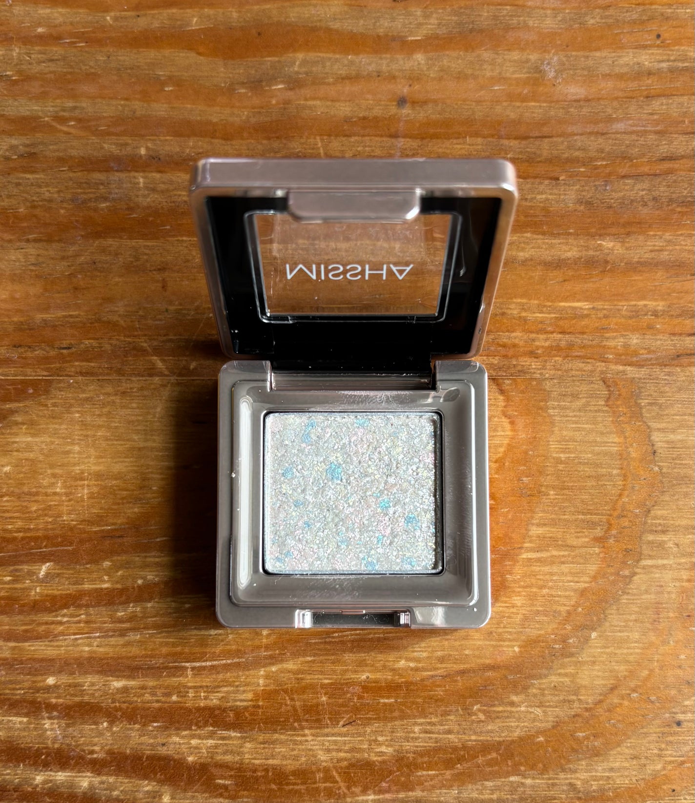 グリッタープリズム シャドウ/MISSHA/グリッターを使ったクチコミ(2枚目)